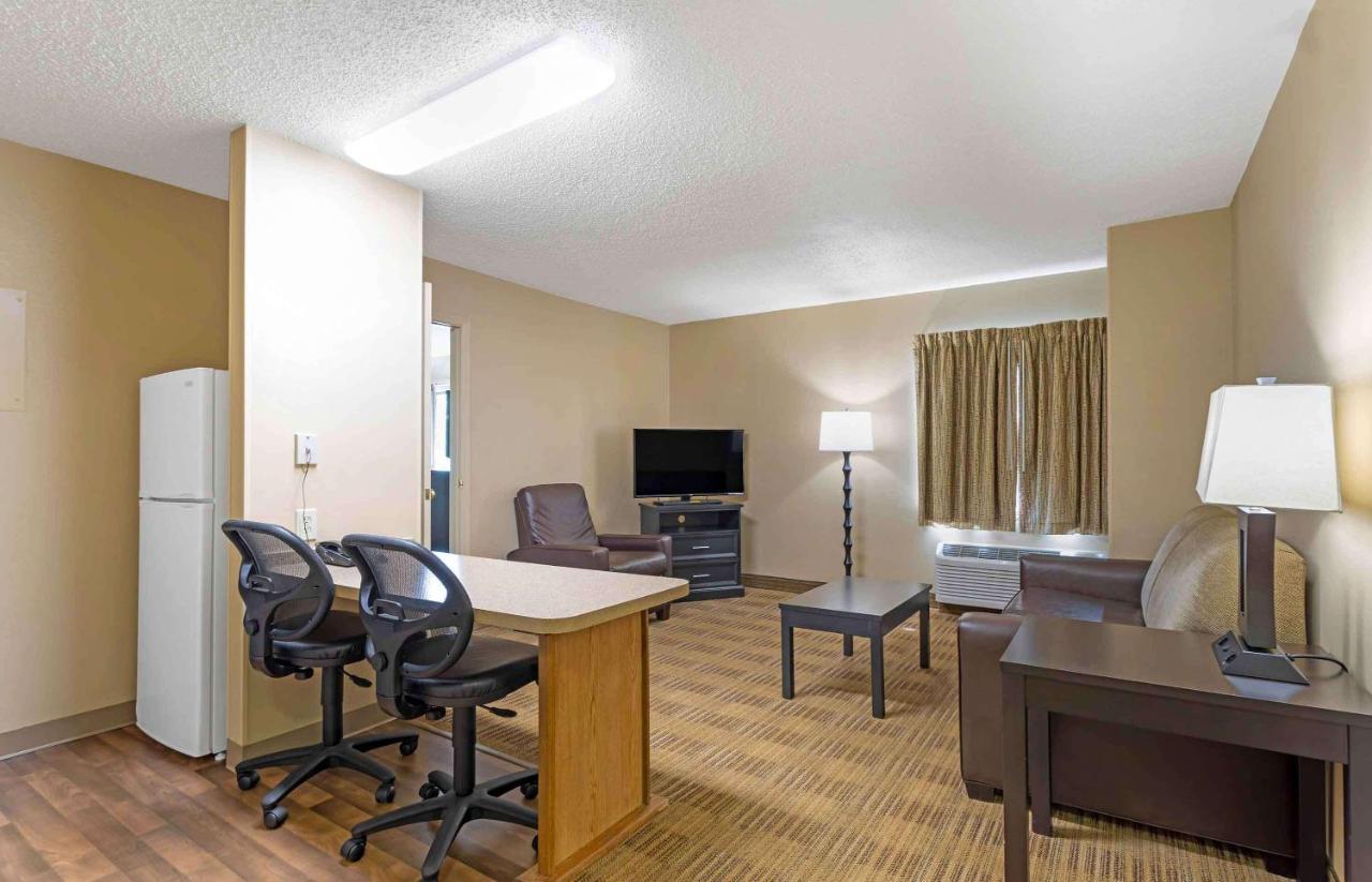 Extended Stay America Suites - Cincinnati - Blue Ash - Reagan Hwy Exterior foto