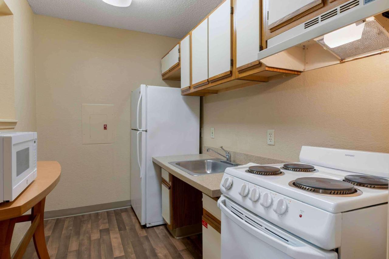 Extended Stay America Suites - Cincinnati - Blue Ash - Reagan Hwy Exterior foto